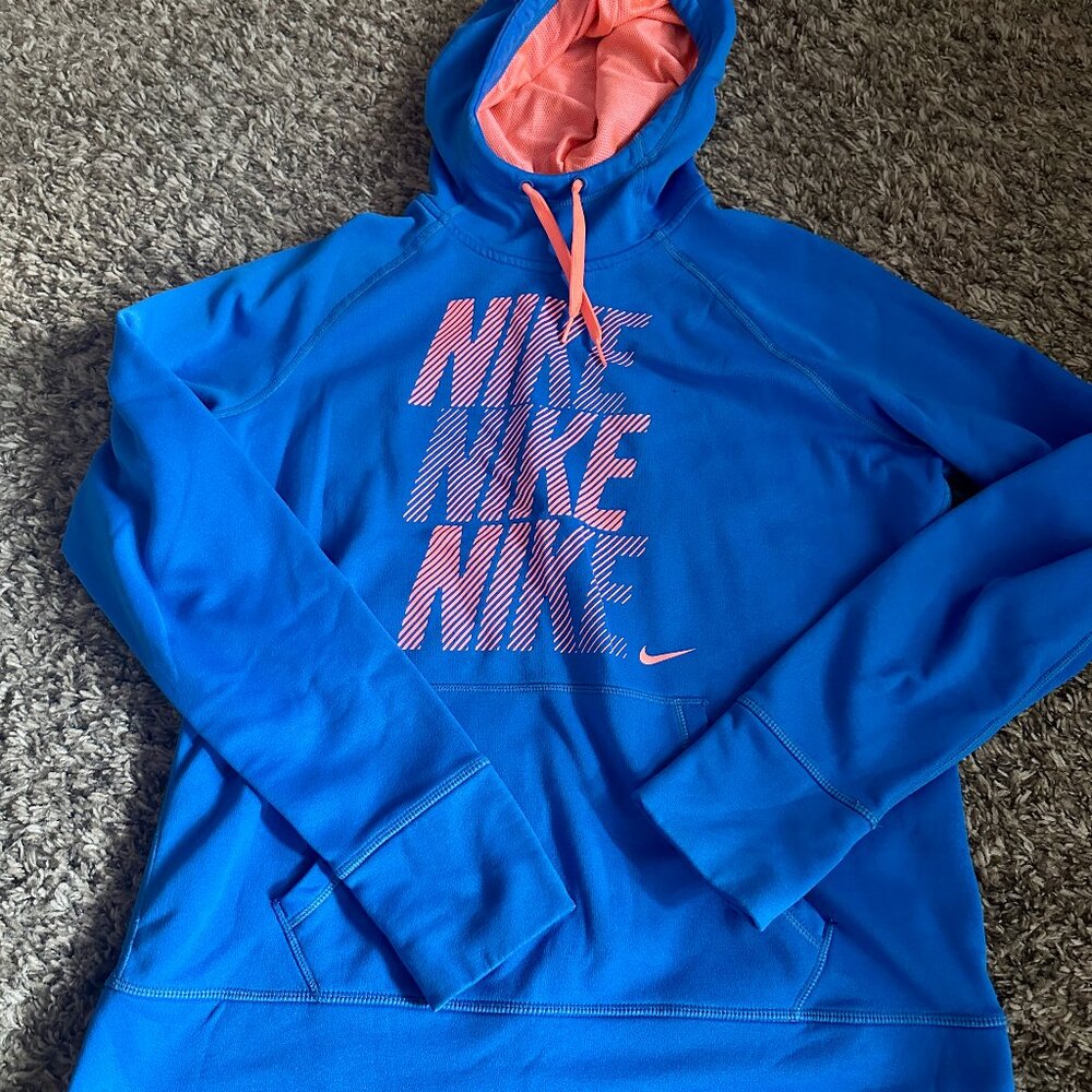 Nike Women's Therma Fit Hoodie